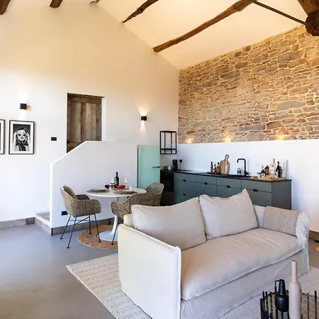 Borgo Luna Rossa Lägenhet Castellino Tanaro