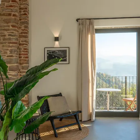 Borgo Luna Rossa