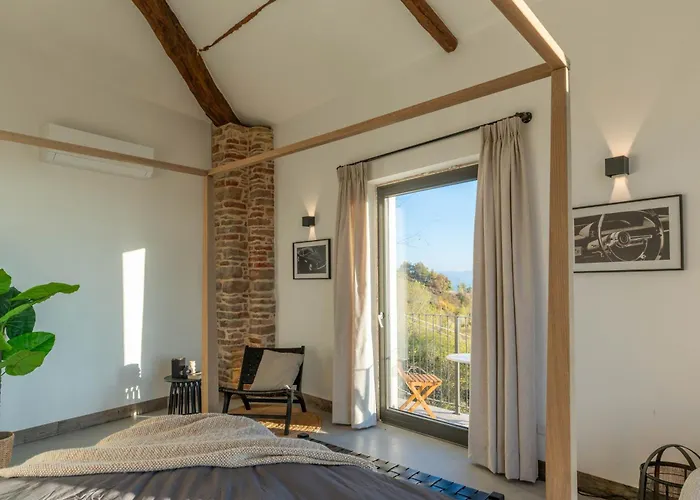 Borgo Luna Rossa アパート